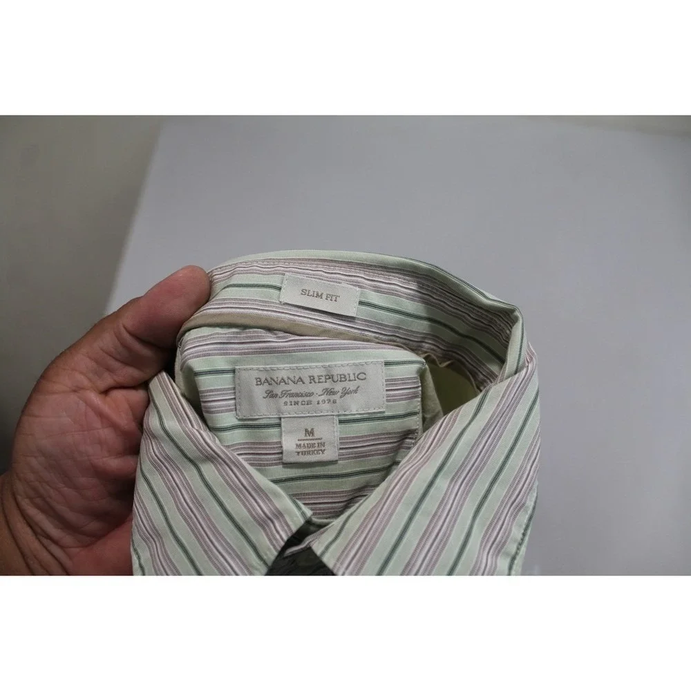 Banana Republic Men Beige Button Down Striped Casual Turkey Size Meduim